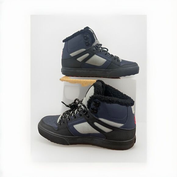 DC Shoes Pure High-top Wc Winter Mens Skate Sneakers in Navy & Black Sample Shoe - Picture 2 of 7